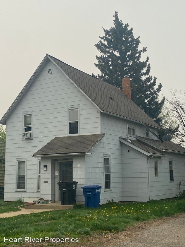 Primary Photo - 2 br, 1.5 bath House - 257 5th St West