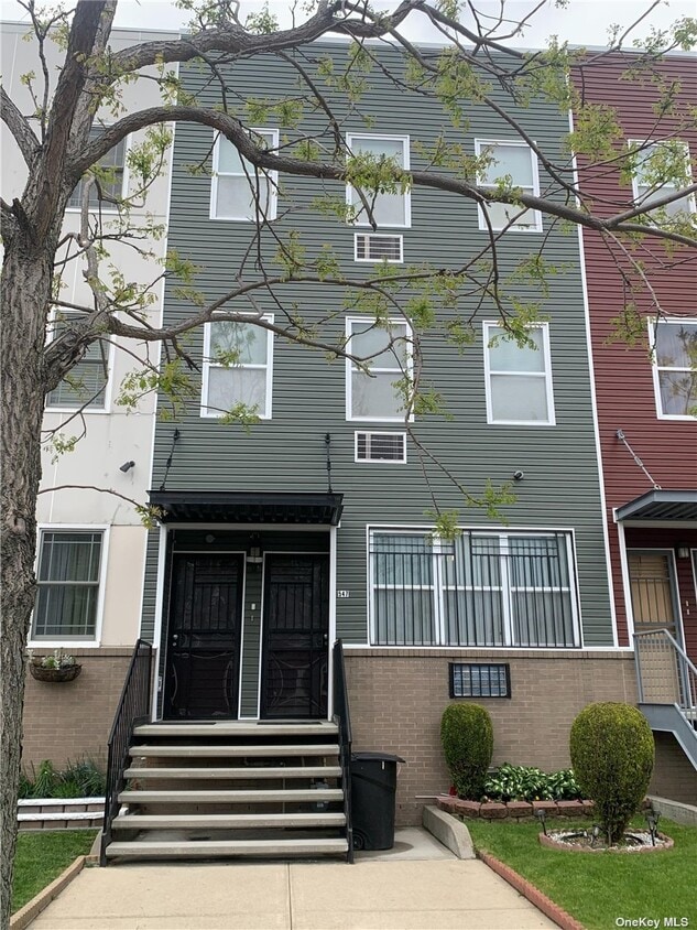 547 Egan St, Brooklyn, NY 11239 House Rental in Brooklyn, NY