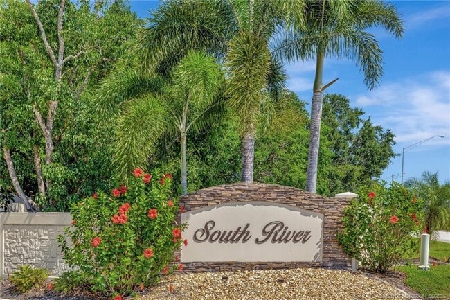 Building Photo - 480 SW South River Dr