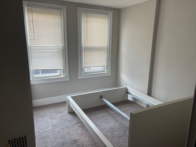 Foto del edificio - 2120 S Garnet St