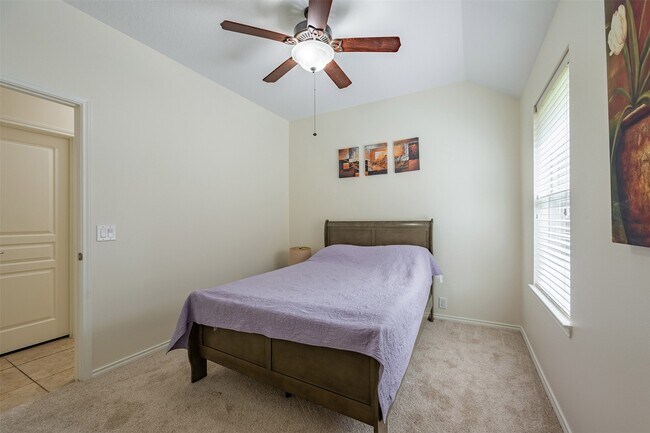 Building Photo - 19914 Sagebrush Cove