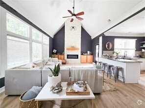Building Photo - 3485 Goldenrod Dr