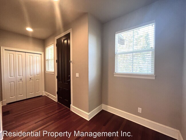 Foto del edificio - 4 br, 3 bath House - 4602 NW 126th Place