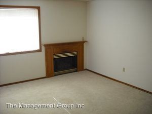 Foto del edificio - 124 NE Juniper Ave