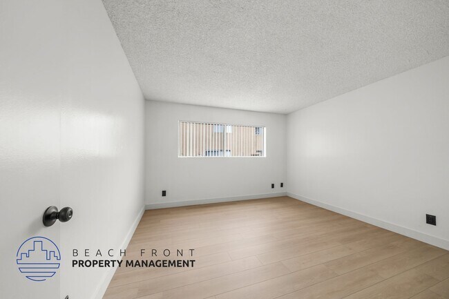 Foto del edificio - 925 N. Inglewood Ave.