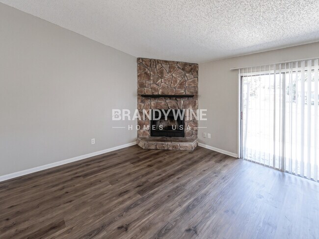 Foto del edificio - 2938 Olson Ln N