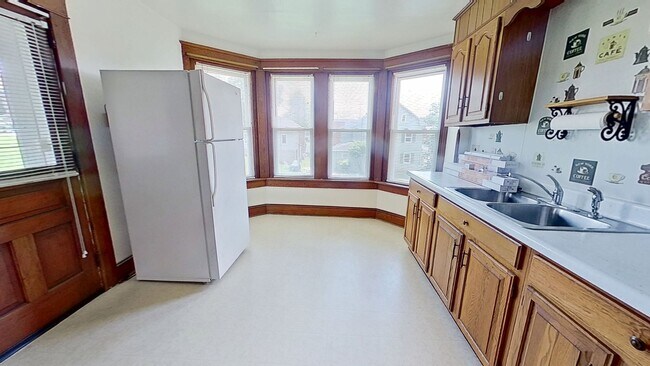 Foto del edificio - 2nd floor Apartment