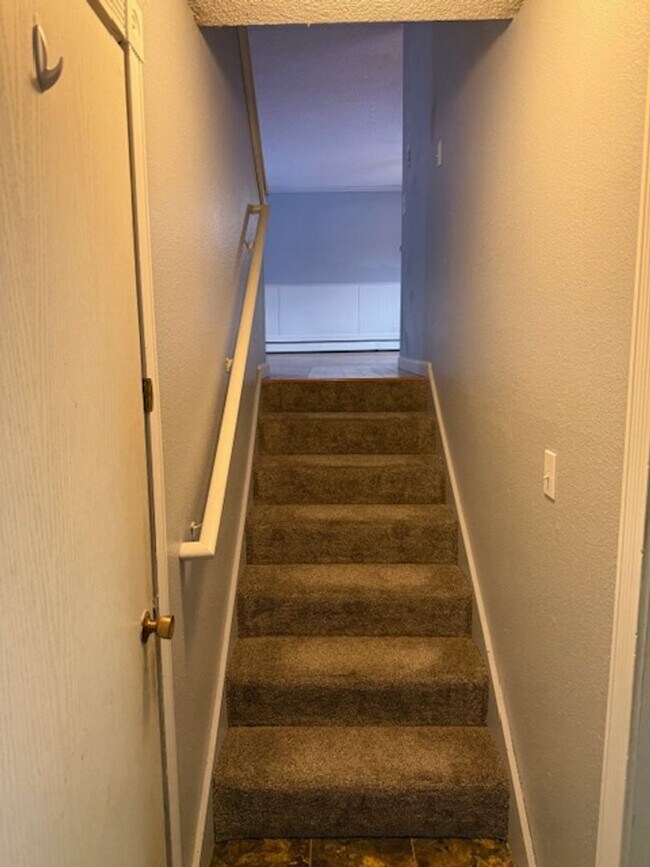 Foto del edificio - 3 Bedroom, 1.5 Bath in Eagle River.