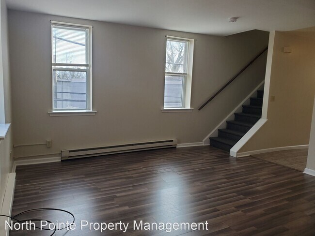 Building Photo - 535 E Mifflin St
