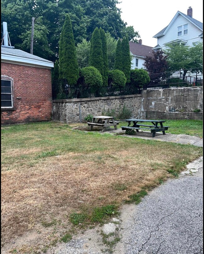 32 Pleasant St, Ansonia, CT 06401 Apartments in Ansonia, CT