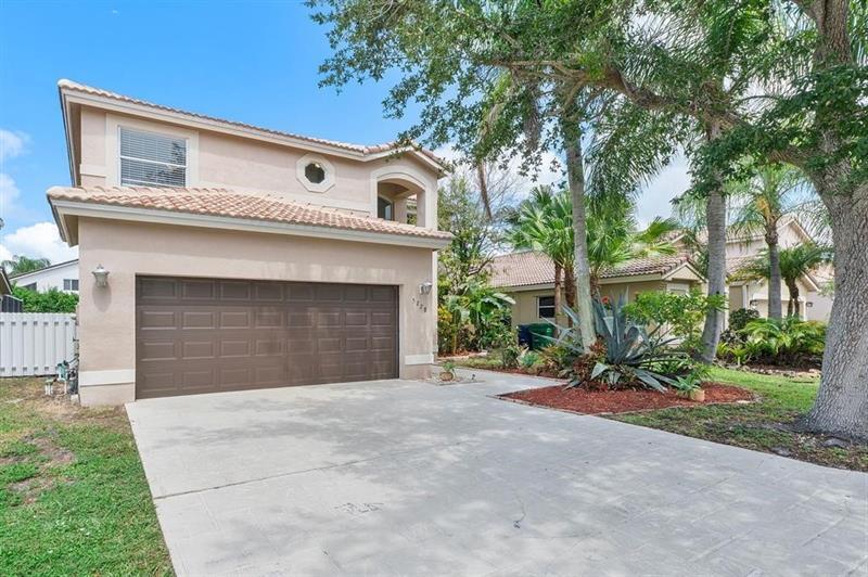 Foto principal - 5228 NW 112th Terrace