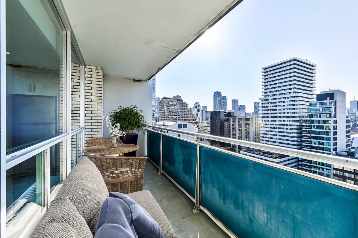 Building Photo - Prince Arthur