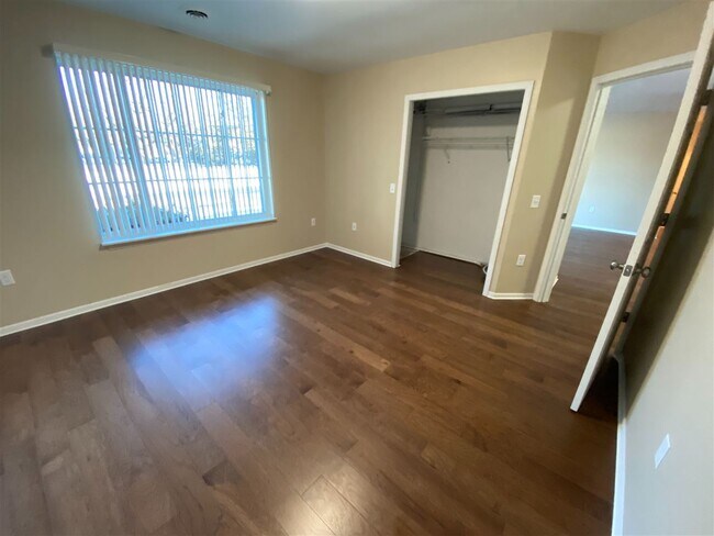 Foto del edificio - 509 Oak St