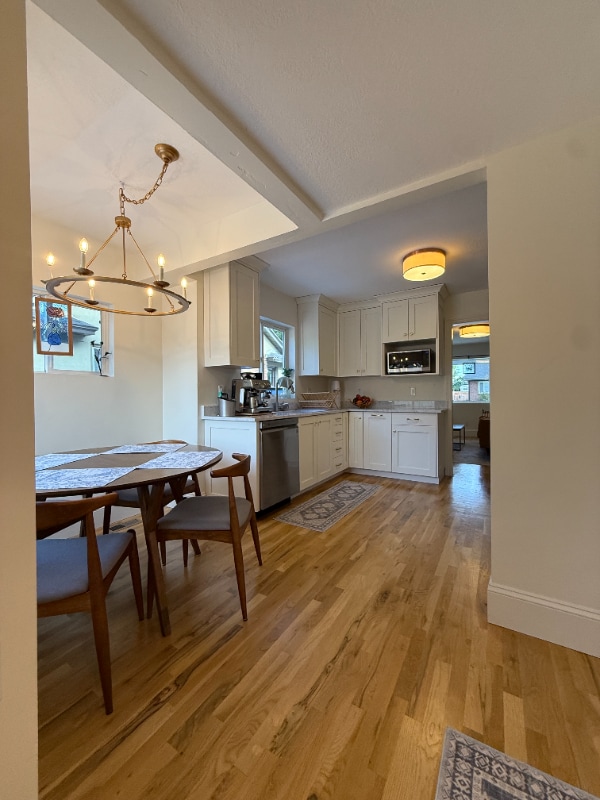 Foto principal - 229 Wilson Ave S