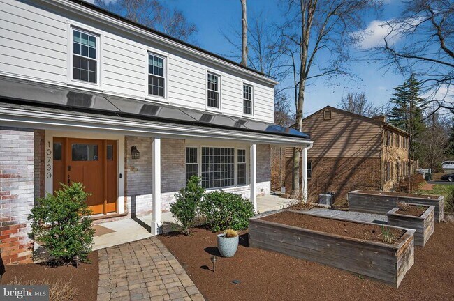 Building Photo - 10730 Anita Dr