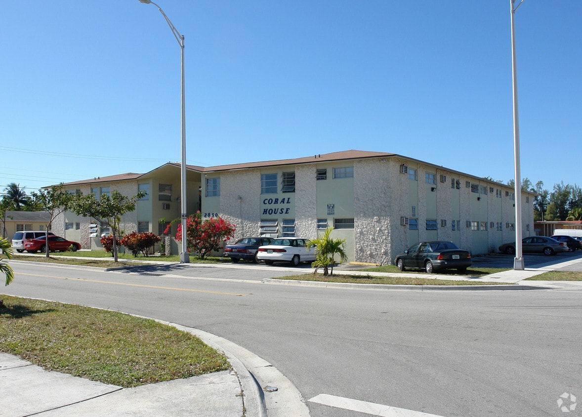 Coral House Apartments Apartments in Hialeah, FL