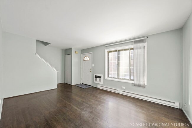 Foto del edificio - 1S213 Holyoke Ln