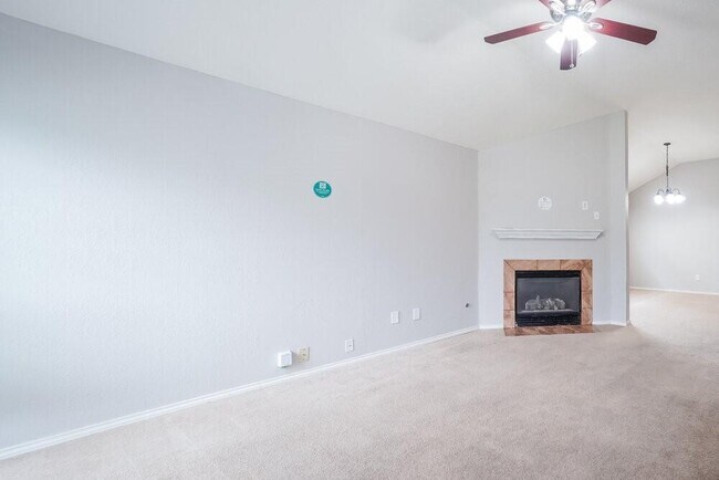 Building Photo - 15154 Elstree Dr