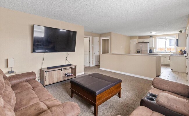 Building Photo - Charming 4 Bed, 2 Bath Home Near Peterson ...