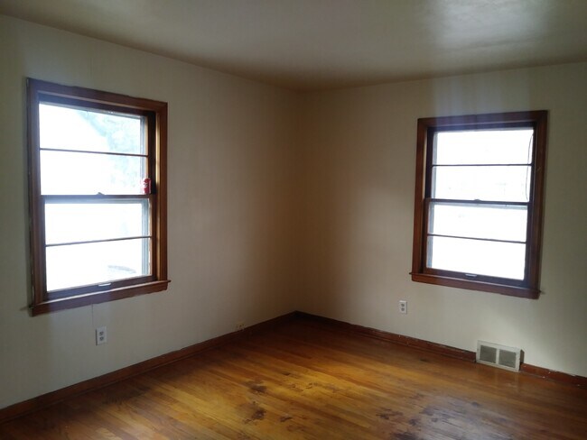 Foto del edificio - 4612-14 N 46th St