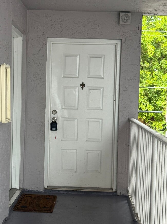 Photo - 2660 W 76th St Townhome