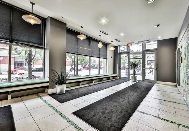 Foto del edificio - 1200 W Monroe St