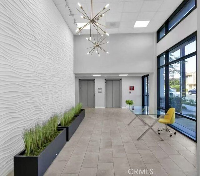 Foto del edificio - 419 N Chandler Ave