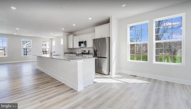 Foto del edificio - 7509 River Reach Rd