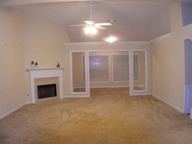 Foto del edificio - 2472 Merrion Park Ct