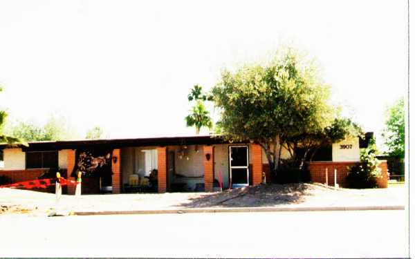 Primary Photo - 3907 S Priest Dr