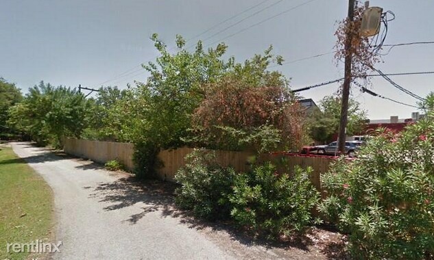 Building Photo - 1410 Blalock Rd