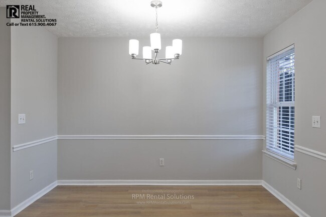 Building Photo - Modern 2BR Townhome Near MTSU, Washer & Dryer Included