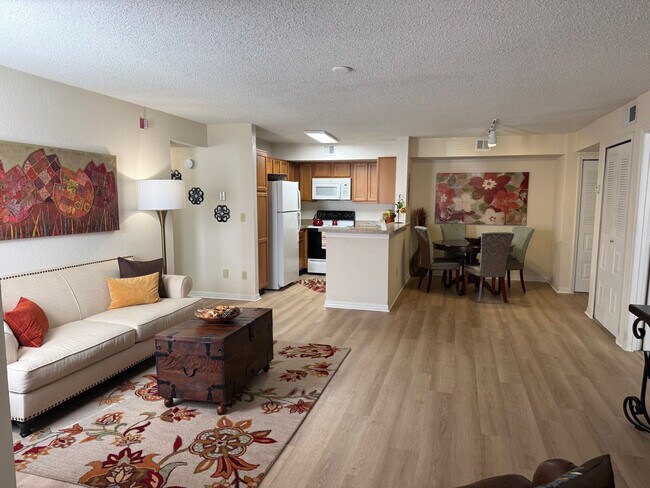 Building Photo - River Park Apartments