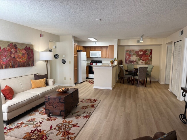 Building Photo - River Park Apartments