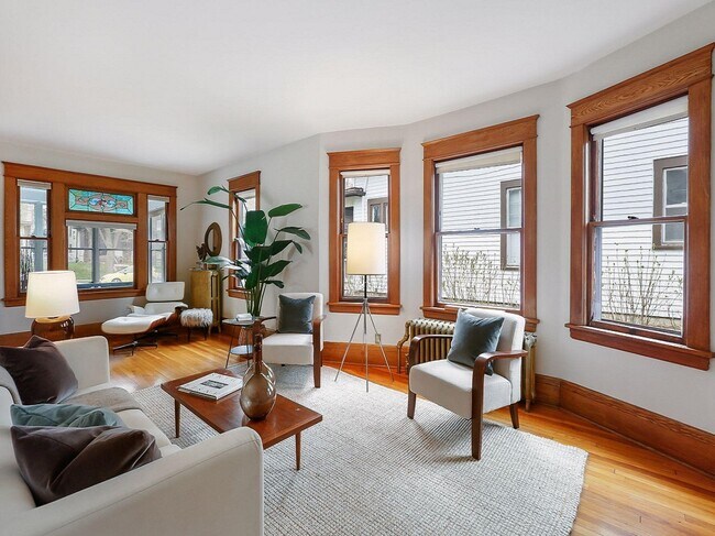 Foto del edificio - 1794 Ashland Ave