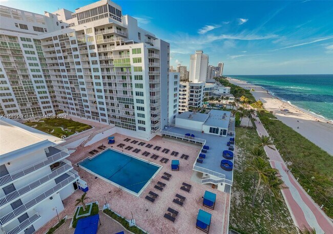 Building Photo - 5401 Collins Ave