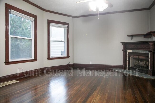 Building Photo - 112 S 36th St