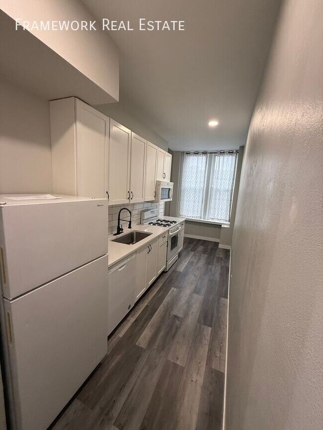 Foto del edificio - 2031 Curtis Street