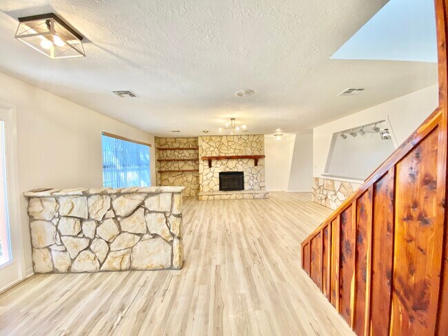 Foto del edificio - 114 Hollaway St