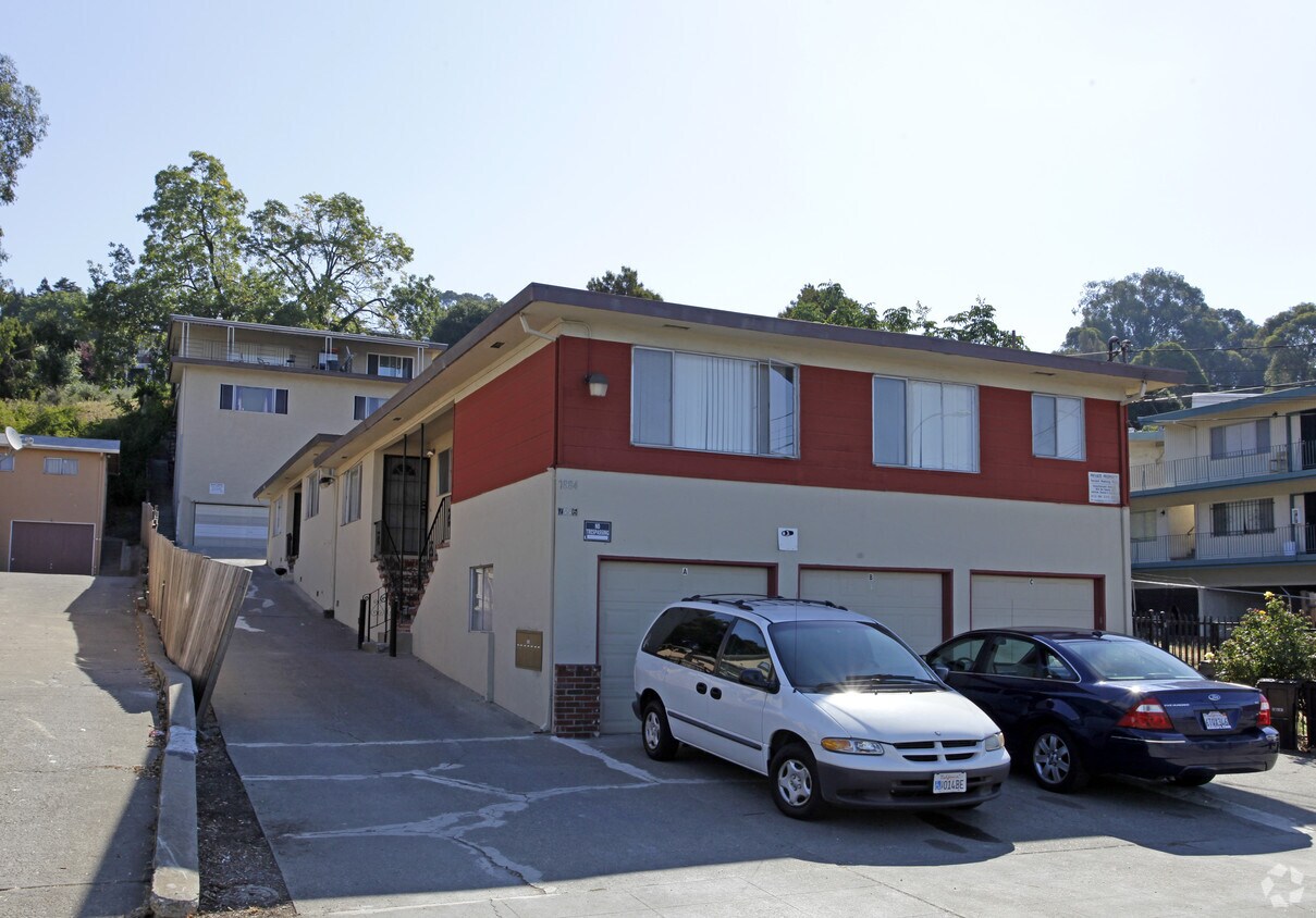 Primary Photo - 7886 Ney Ave