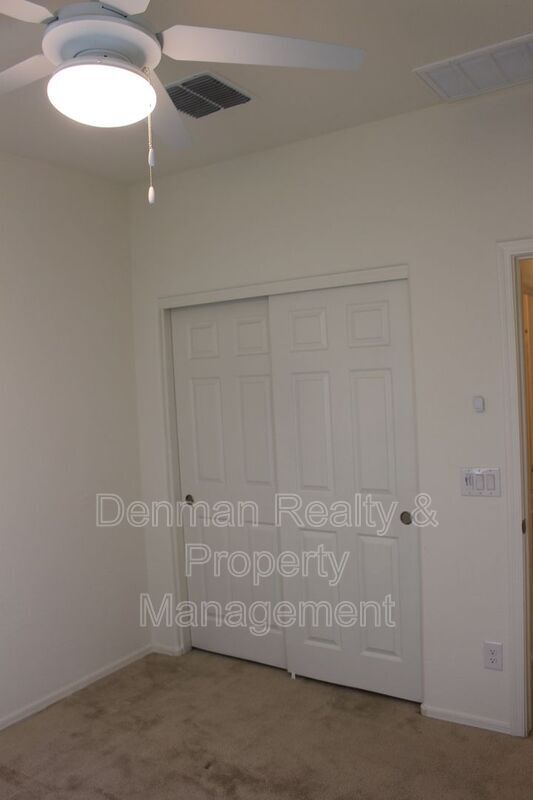 Foto del edificio - 288 W Tropical Dr