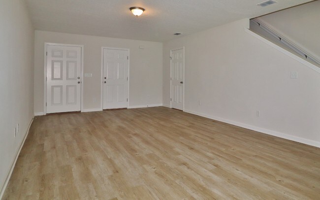 Building Photo - 6783 Lake Mist Ln