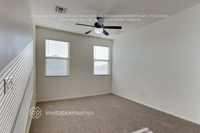 Building Photo - 2152 W Emrie Ave