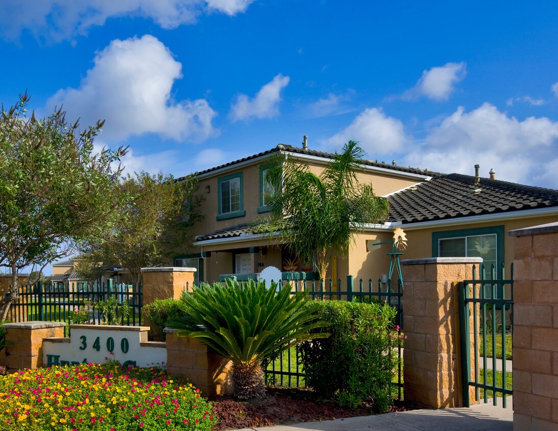 Hunters Cove Rentals Kingsville, TX