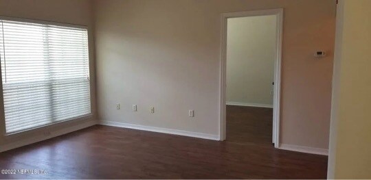 Foto del edificio - 7800 Point Meadows Dr