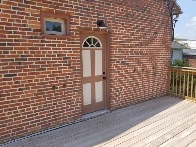 Foto del edificio - 22 N 2nd St