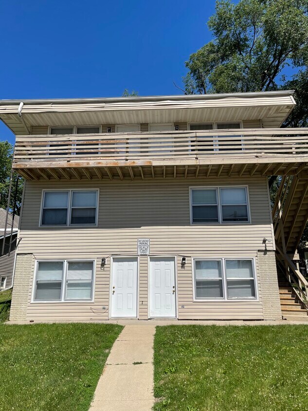 Building Photo - 331 S Lucas St
