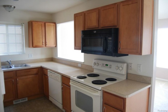 Building Photo - 1111 Beaver Run
