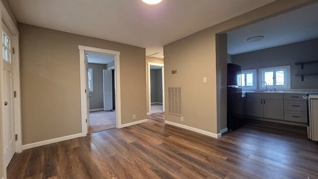 Foto del edificio - Totally Renovated, Private Cottage Now For Rent