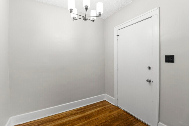 Foto del edificio - 4074 Virginia Park St